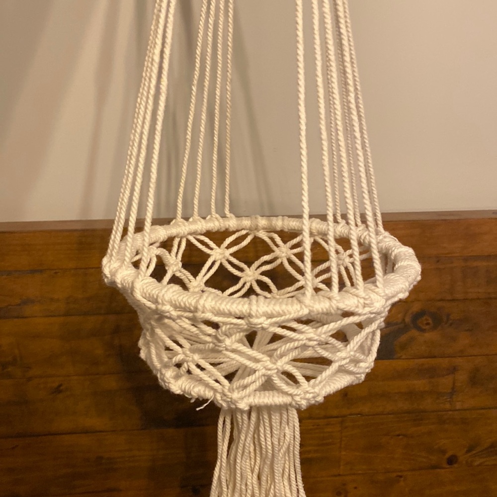 Decorative Yarn Hanging Basket *Brand New